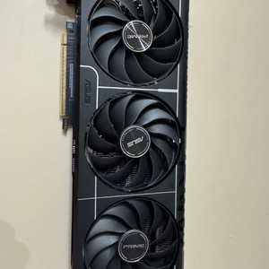 ASUS PRIME 지포스 RTX 5070 판매합니다.