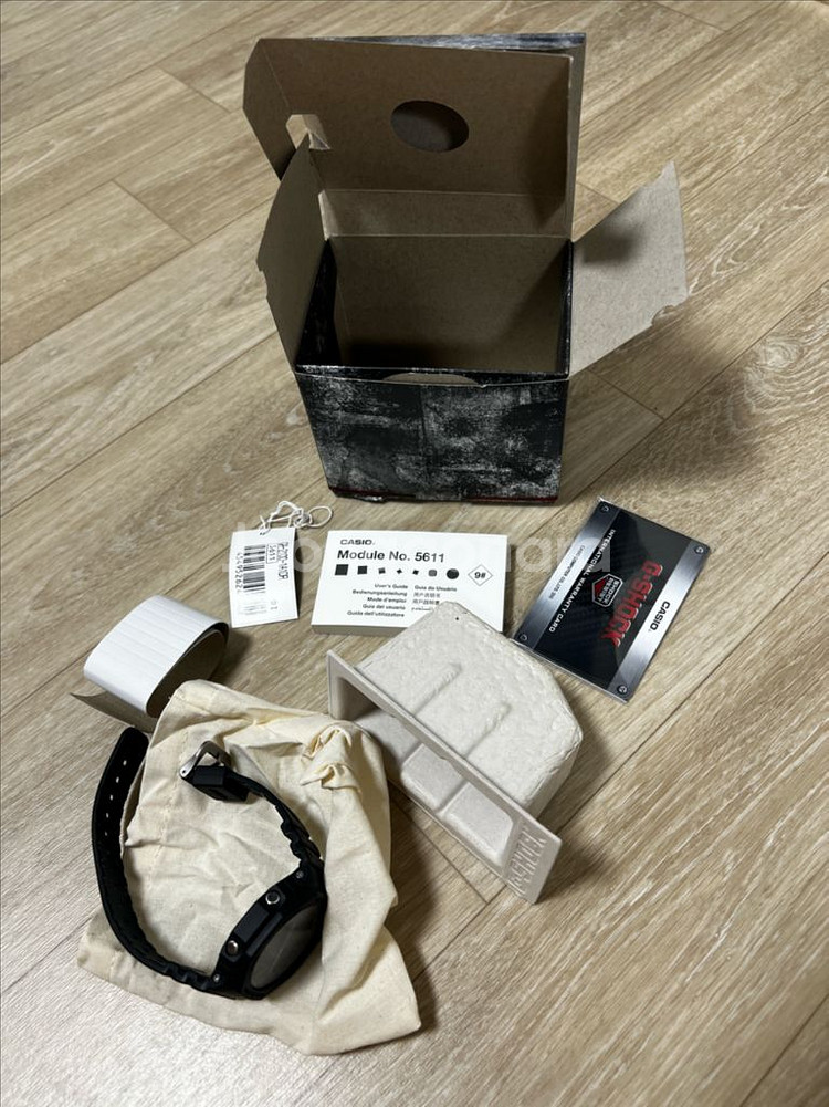 카시오 지샥 GA-2100-1A1DR--0