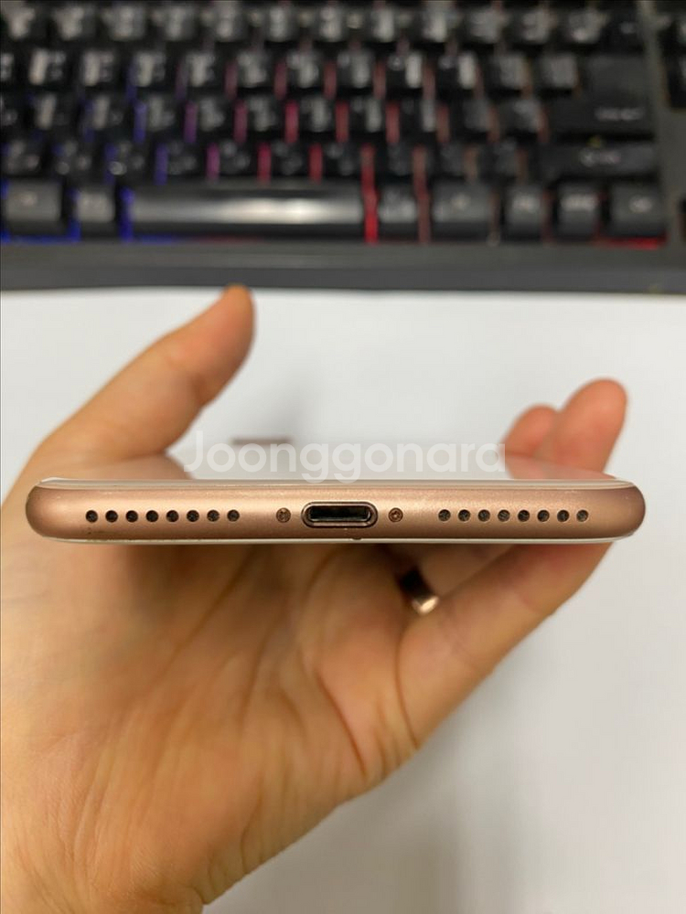 아이폰8플러스 로즈골드 SS급 64G 배터리93%--6