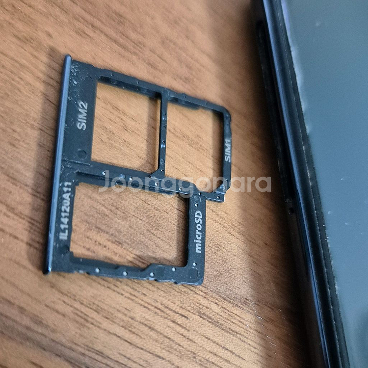 삼성 갤럭시 A40 64GB (듀얼심/내장메모리)--2