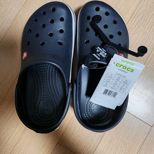 새상품 크록스240판매합니다