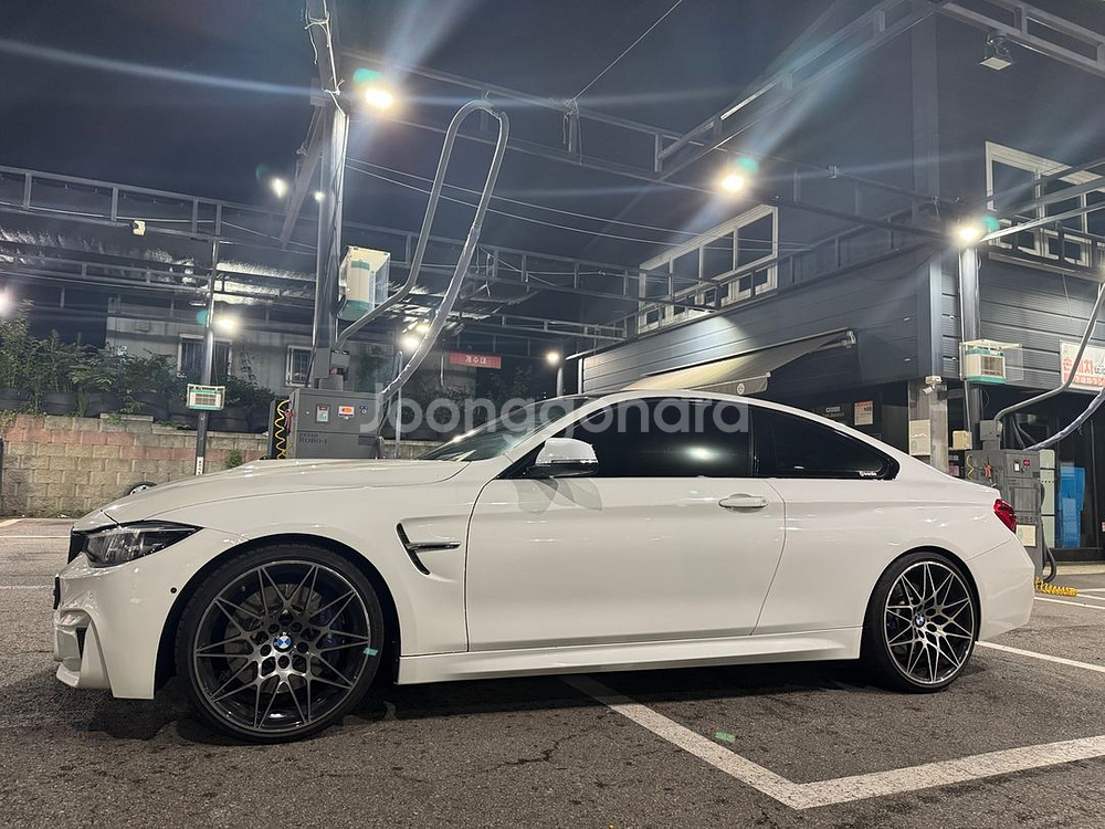 BMW F32 4시리즈 M4룩 범퍼 풀 세트 판매합니다--1