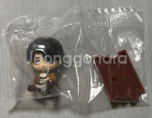 진격의거인 리바이 아커만 스와라세타이 가챠 미니 피규어--1