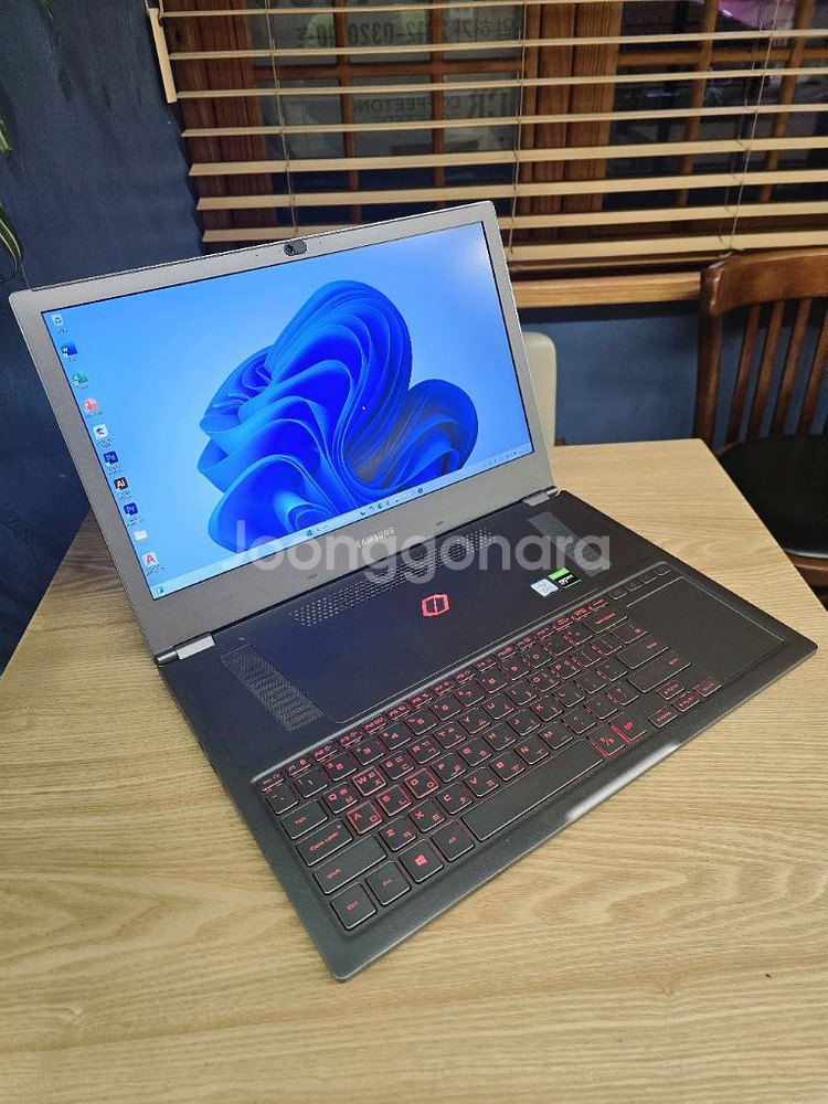 삼성 고성능 게이밍 노트북(램16GB,SSD 1TB)--4