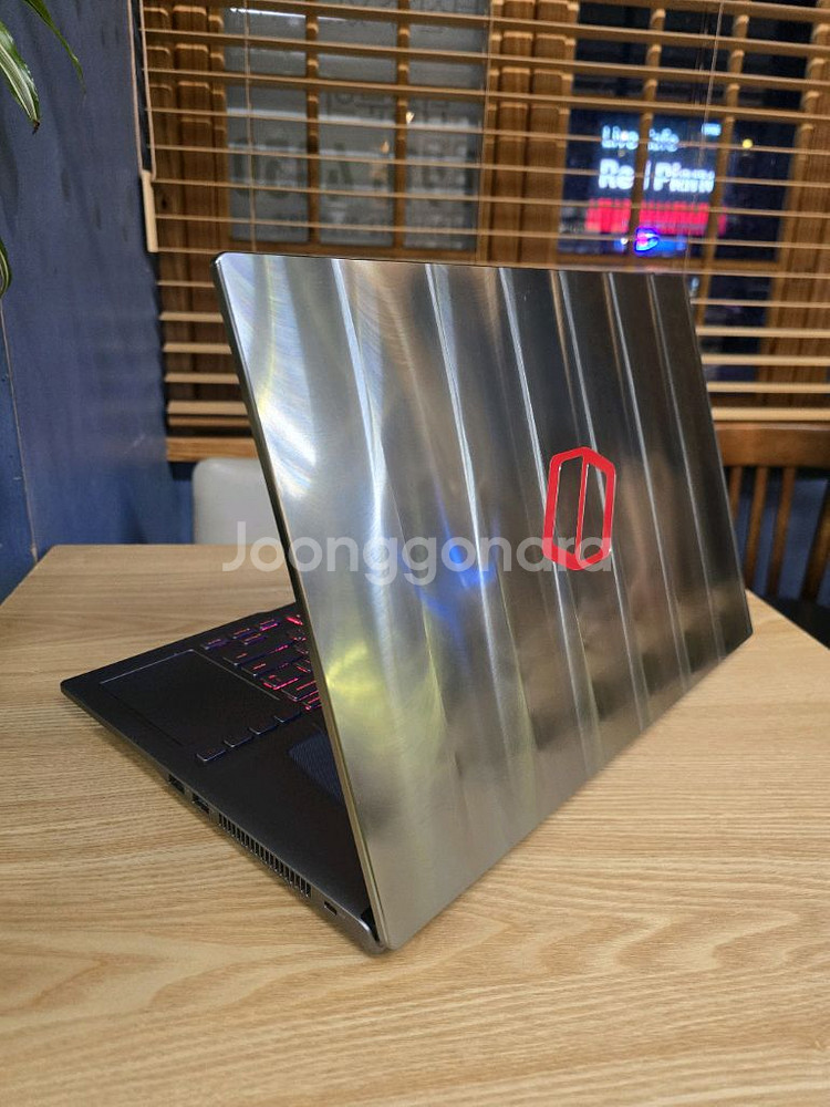 삼성 고성능 게이밍 노트북(램16GB,SSD 1TB)--3