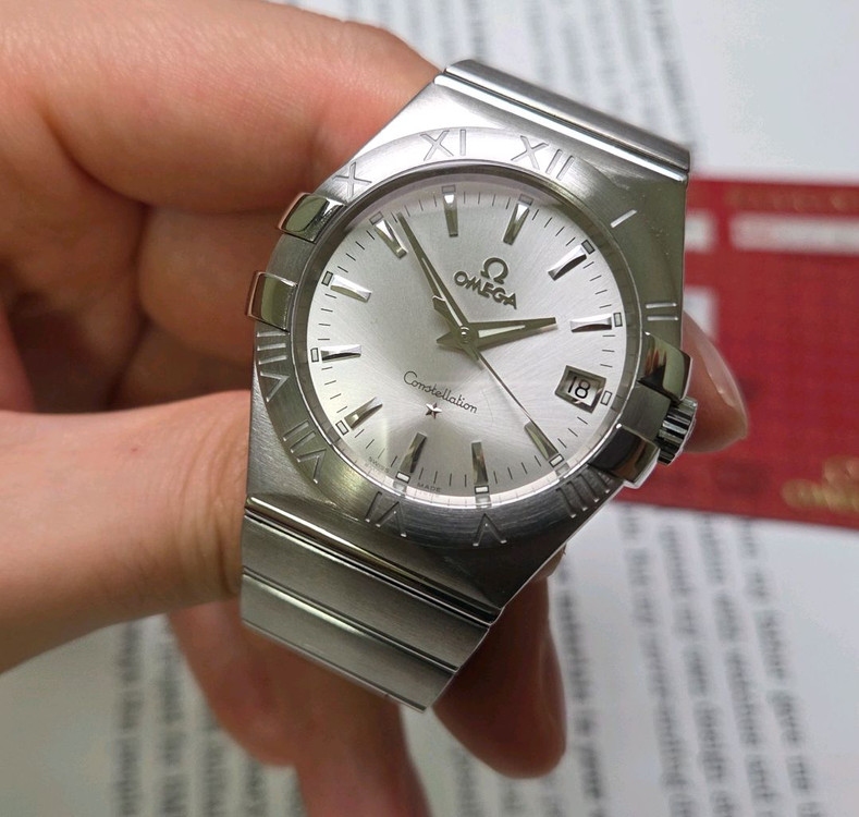 오메가 컨스틸레이션 별로고 칼침핸즈 썬레이실버 쿼츠 이미지