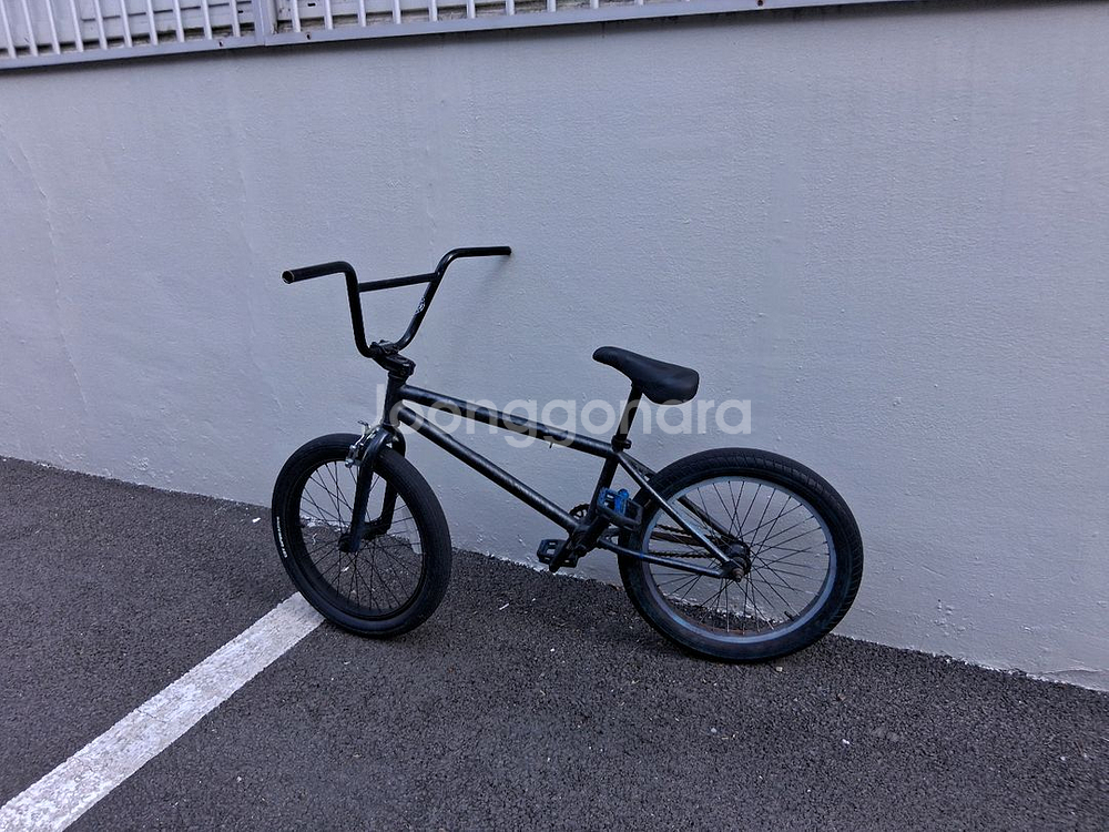 bmx자전거(직거래해용 부산 동래역2번출구나다른곳가능)--0