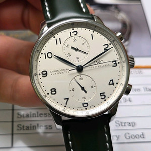 IWC 포르투기저 크로노그래프 흰판 블루핸즈 디버클 v