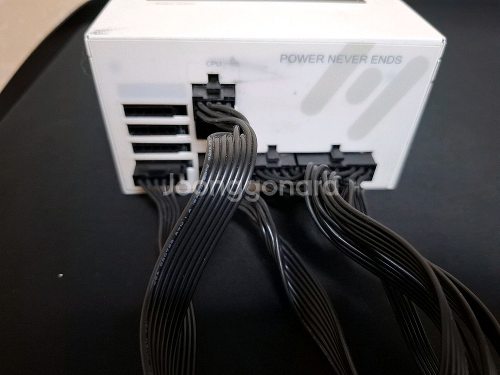 컴퓨터 파워 FSP Hydro GE 650W 화이트--5