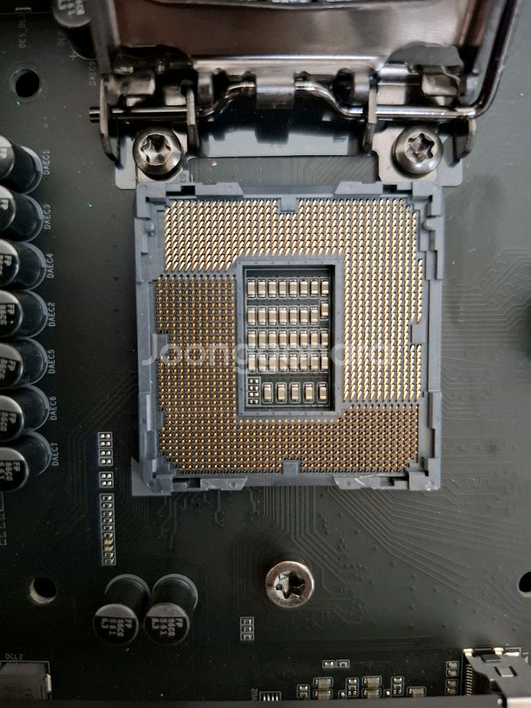 메인보드 기가바이트 Z390 AORUS MASTER--5