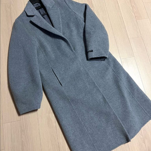 시슬리 SISLEY 울 캐시미어 앙고라 벌룬 셔링 코트