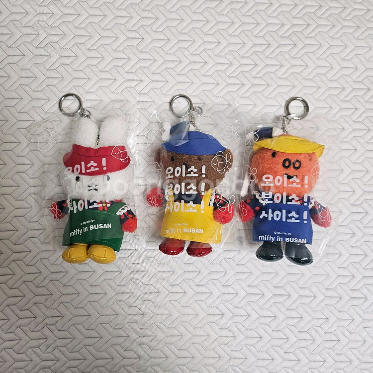 부산 미피 자갈치 아지메 인형 키링 팔아요--0