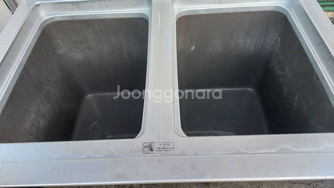 딤채 김치냉장고 80.000원 수원역 근거리배송포함--0