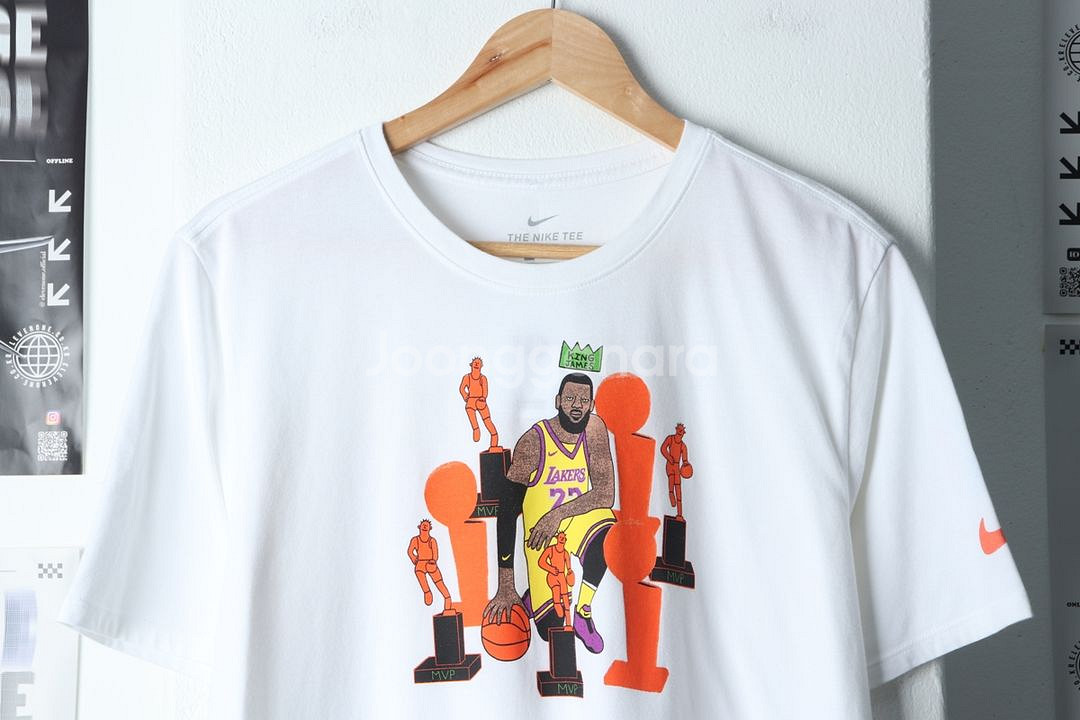(L-XL) 나이키 반팔 티셔츠 르브론 제임스 한정판--2