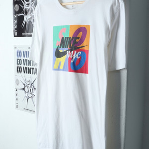 (L-XL) 나이키 반팔 티셔츠 뉴욕소호 한정판