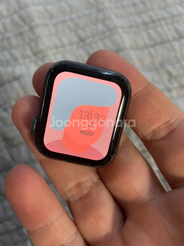 애플워치 5 40mm gps 스페이스그레이--0