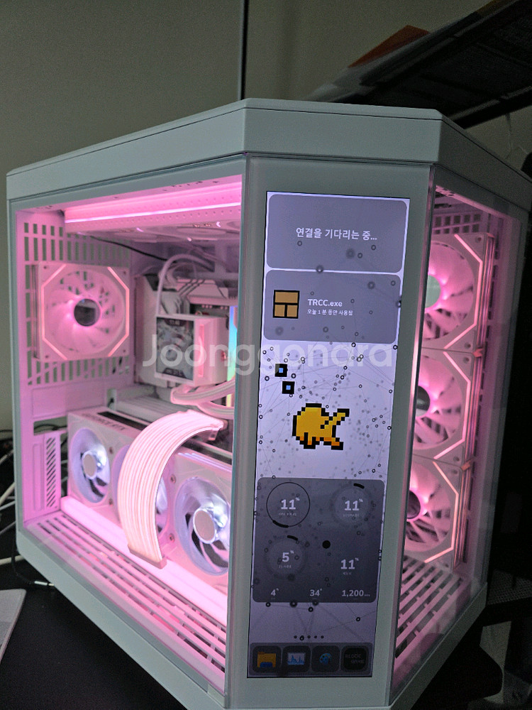 라이젠7 9800X3D RTX5080 어항본체 팝니다,--2