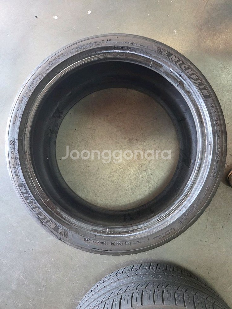 미쉐린올시즌4 A7중고타이어 2653520--4