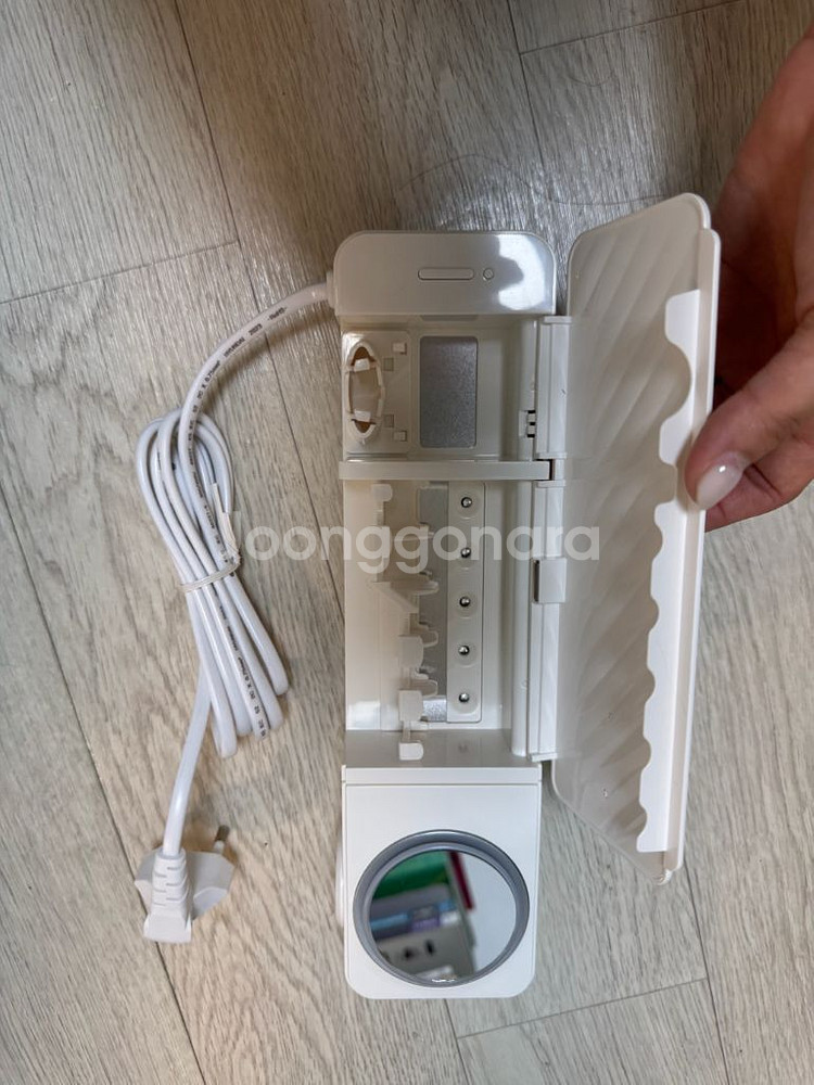 유토렉스 UV 칫솔 살균기--1