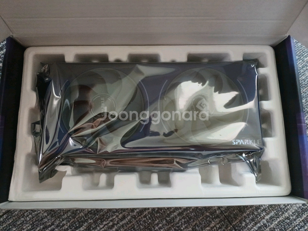 스파클 ARC B580 12GB 그래픽카드 팝니다.--1