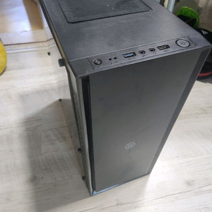 발로란트 게이밍 PC (키보드 청축 포함)