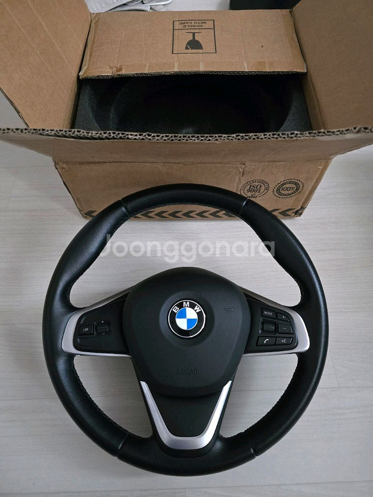 Bmw x1 순정 핸들--0