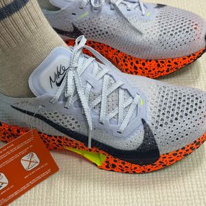 나이키 줌X 베이퍼플라이 넥스트% 3 (245)팝니다.