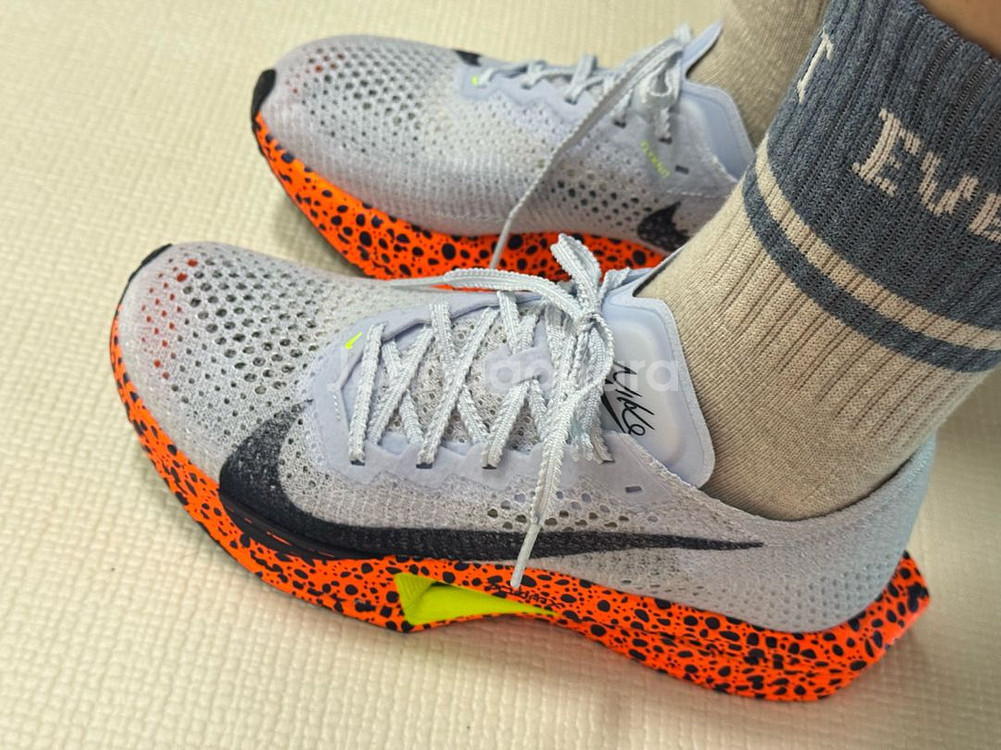 나이키 줌X 베이퍼플라이 넥스트% 3 (245)팝니다.--1