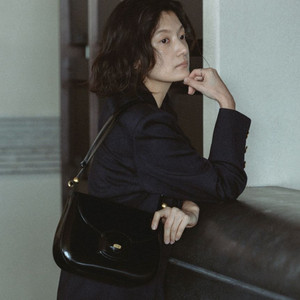애테 ETTE 페니 새들백 - 블랙