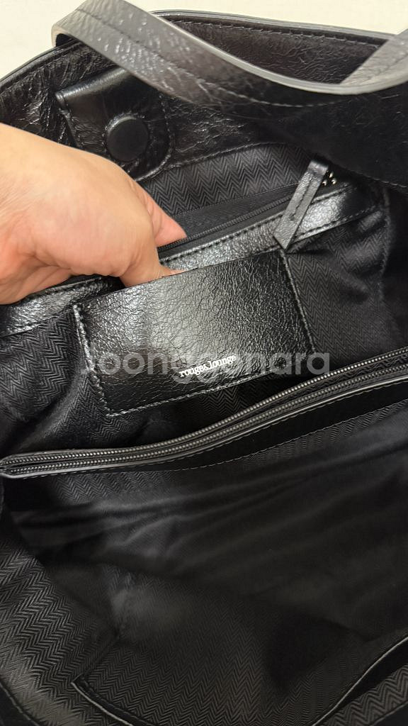 루즈앤라운지 카프리 M 숄더백 - 블랙--3