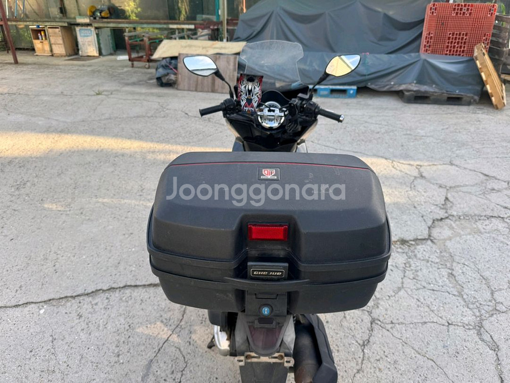 혼다 pcx125 17년 스페셜컬러 판매합니다--5