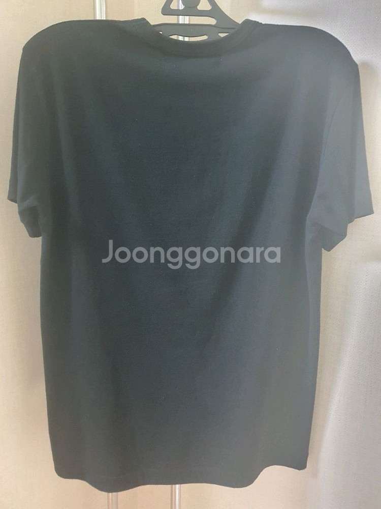꼼데가르송 남성 반팔 판매합니다!--1