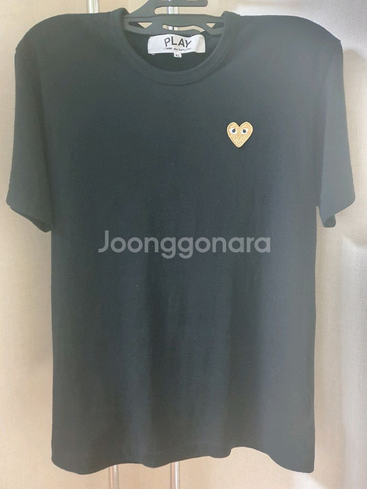 꼼데가르송 남성 반팔 판매합니다!--0