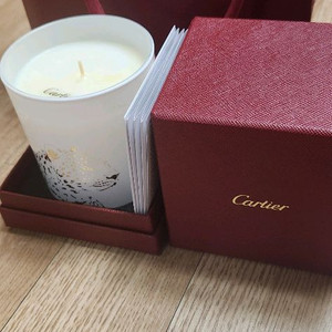 Cartier 까르티에 향초 2019년