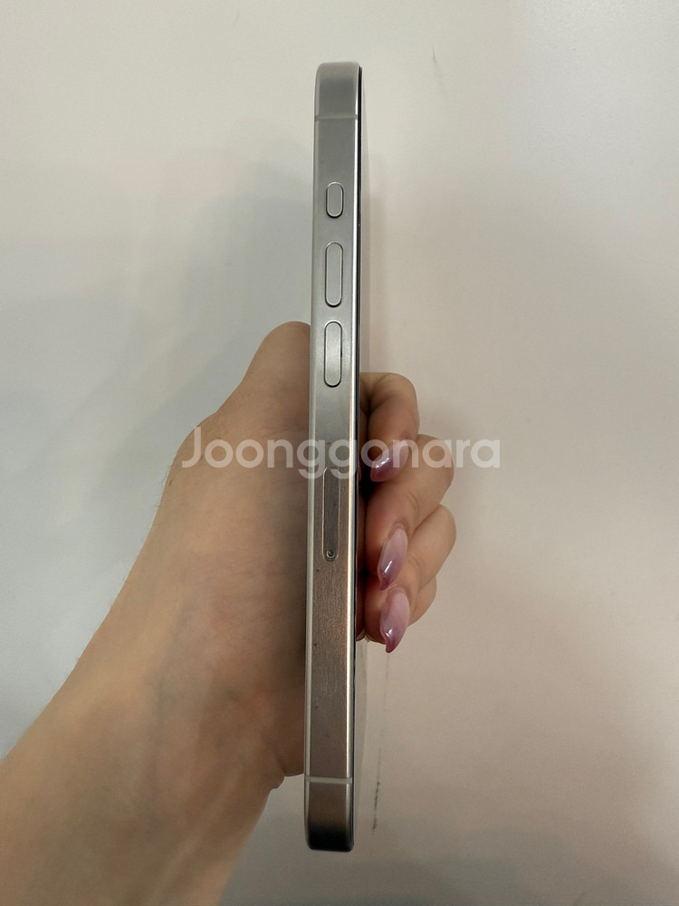 아이폰15프로 화이트 256GB/87%--4