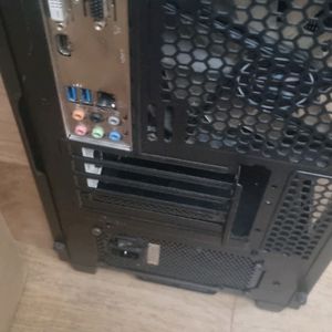 구형 pc 본체+24인치모니터 팝니다 i3 6100