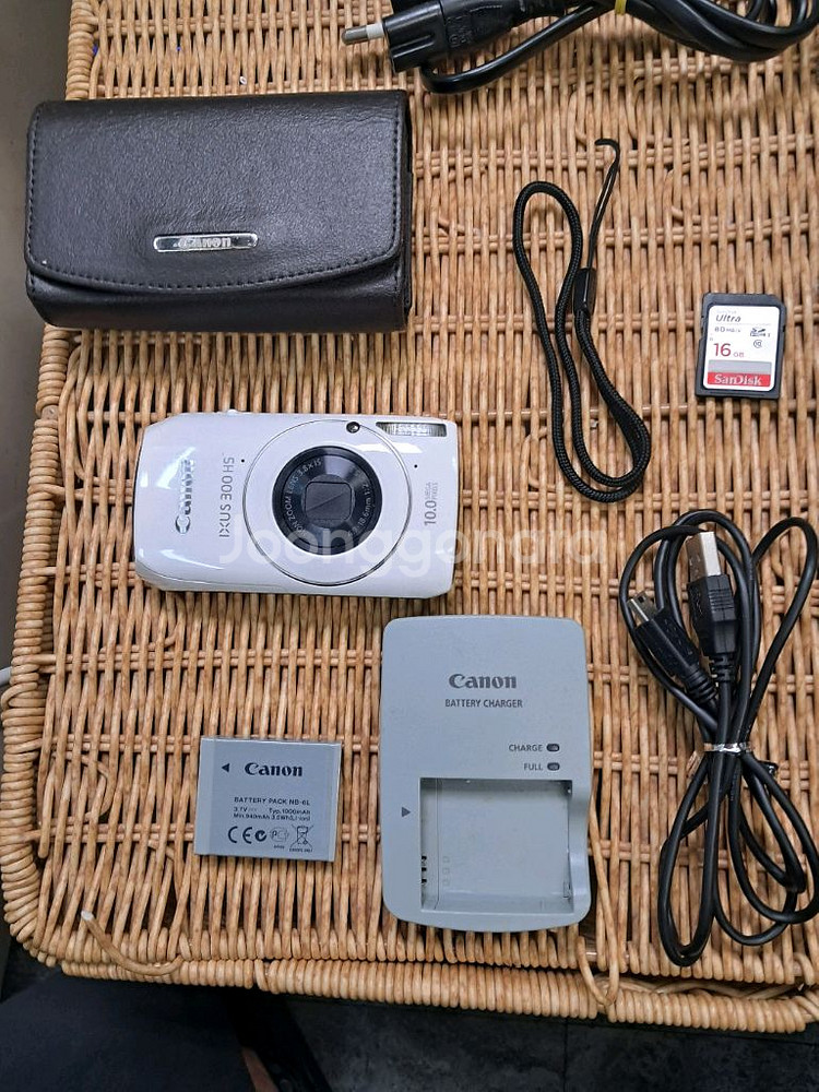 캐논 익서스 300 HS 디지털 카메라입니다---0