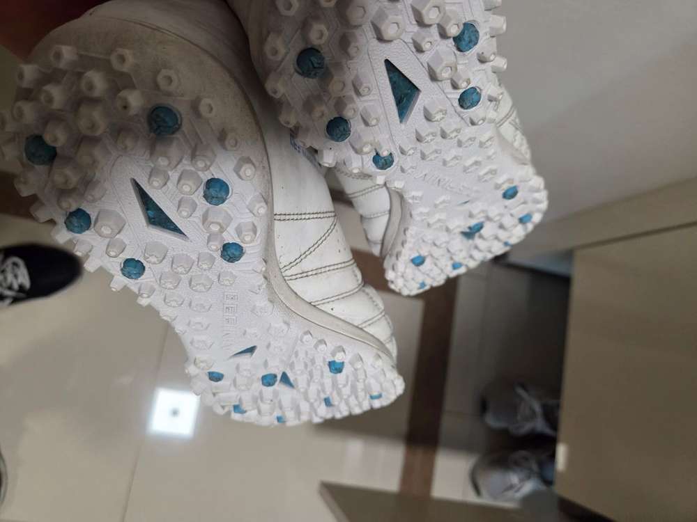 [255]데피니브 풋살화 BS two TF x AG 이미지