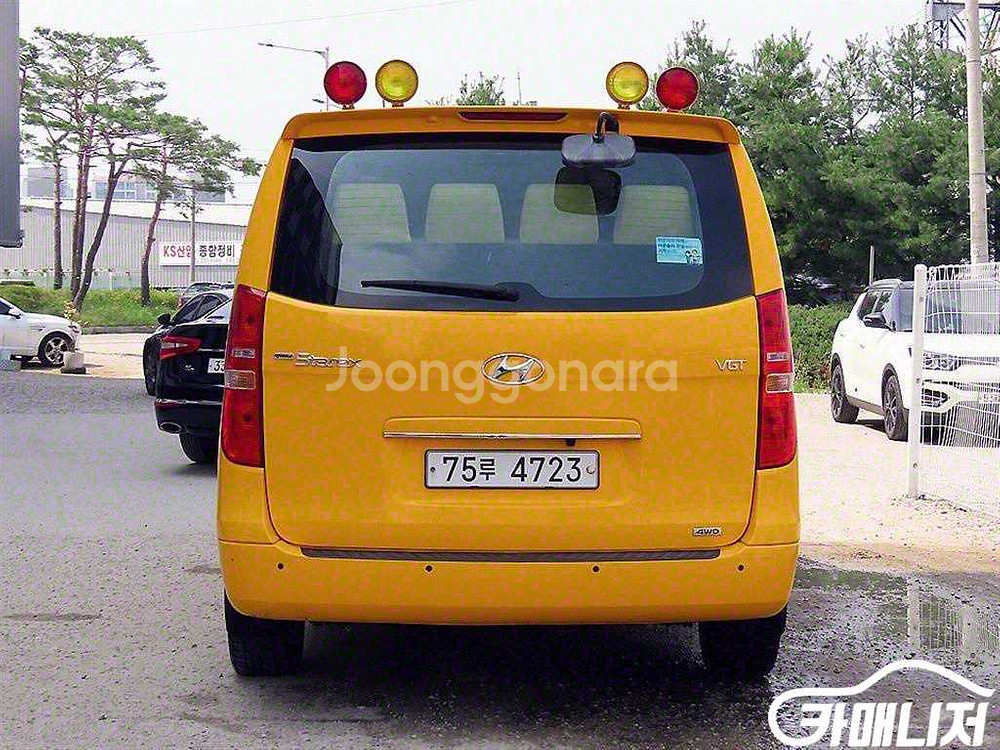 [현대]그랜드 스타렉스 15인승 어린이 버스 4WD C--3