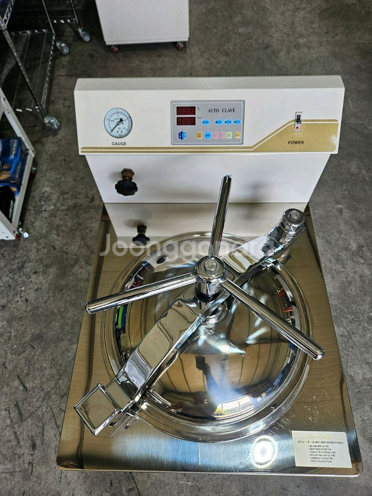 오토클레이브 (고압멸균기) 60L 팝니다--1