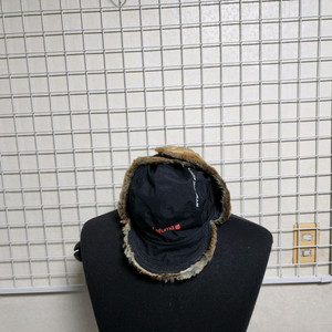 (새상품)라푸마(겨울털)모자(58)