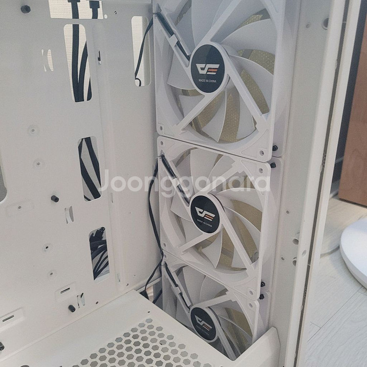 DarkFlash DK1000 컴퓨터케이스 화이트--1