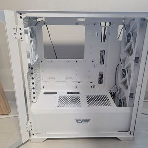 DarkFlash DK1000 컴퓨터케이스 화이트