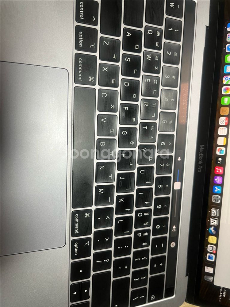 감성 터치바 맥북프로 2018년 13인치--1