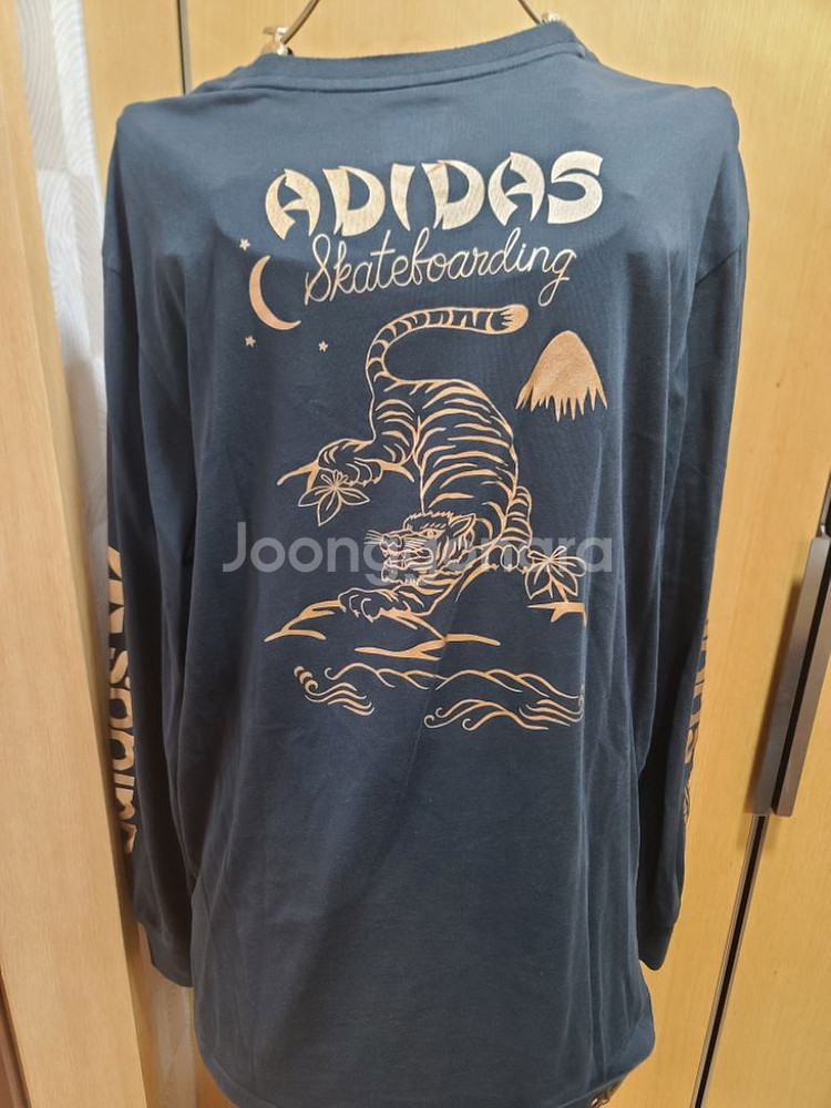adidas 아디다스 라운드넥 맨투맨 긴팔티--2
