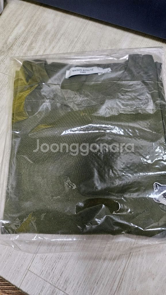 메종키츠네 폭스헤드 반팔 티셔츠XL (105) /카키색--1