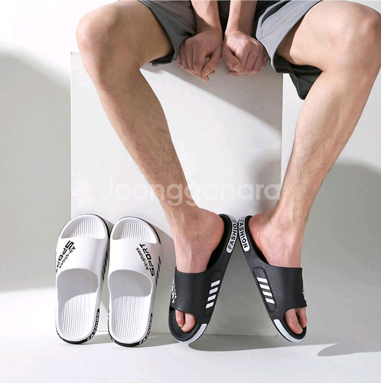 남녀공용 스포츠 슬리퍼 230부터 290까지 있어요(개--1