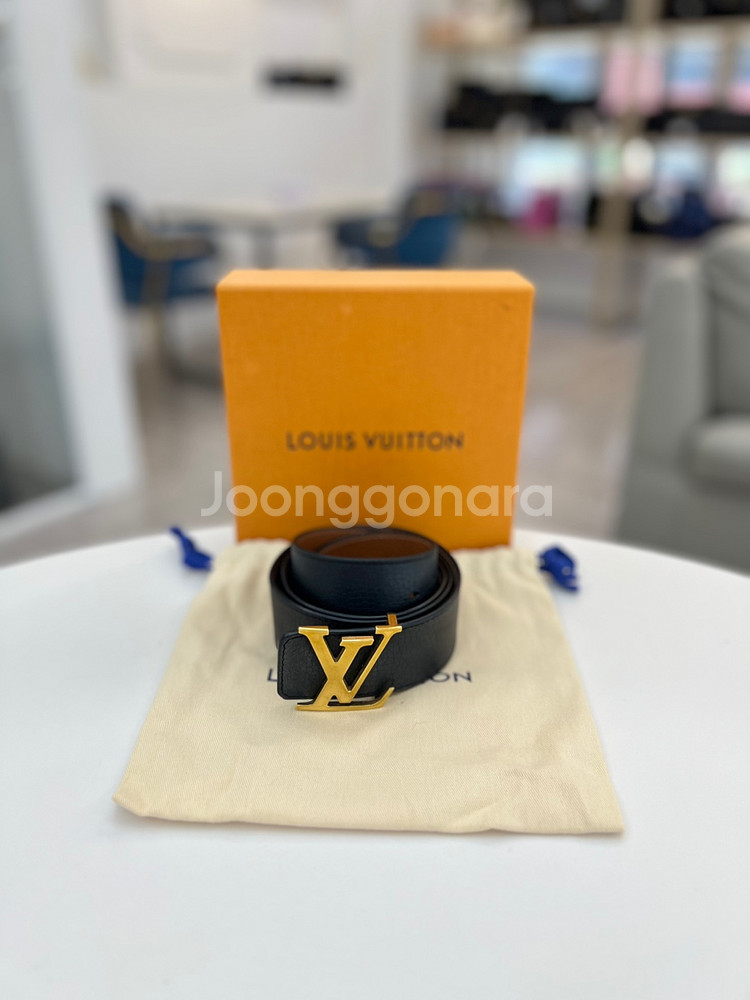 [중고명품 럭스올 울산점]루이비통 LV 리버시블 벨트--1