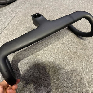 일체형 카본 핸들바 380mm