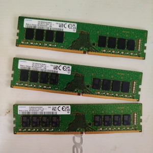 삼성 DDR4 3200 16GB 램 3개.
